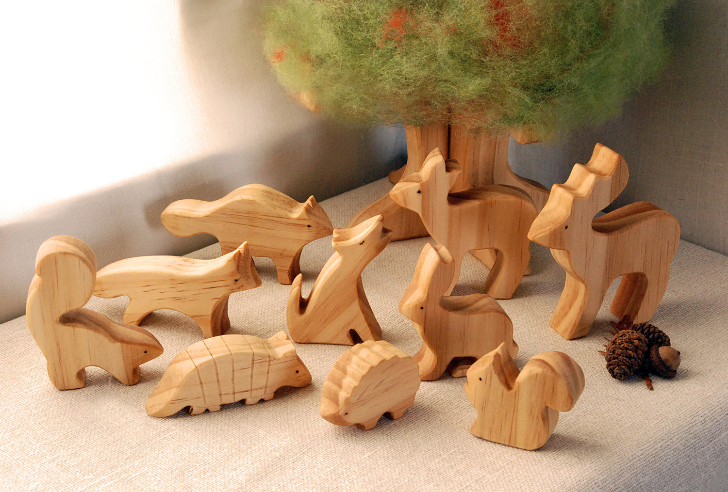 Izdeliya iz. Деревянные игрушки. Игрушки из дерева. Деревянные изделия для детей. Детские игрушки из дерева.